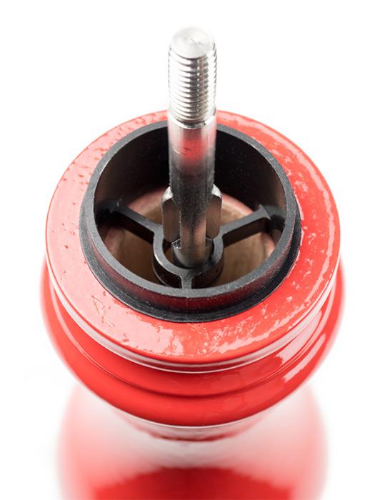 Paris manual pepper mill Poppy red finish - Zakaa Urban