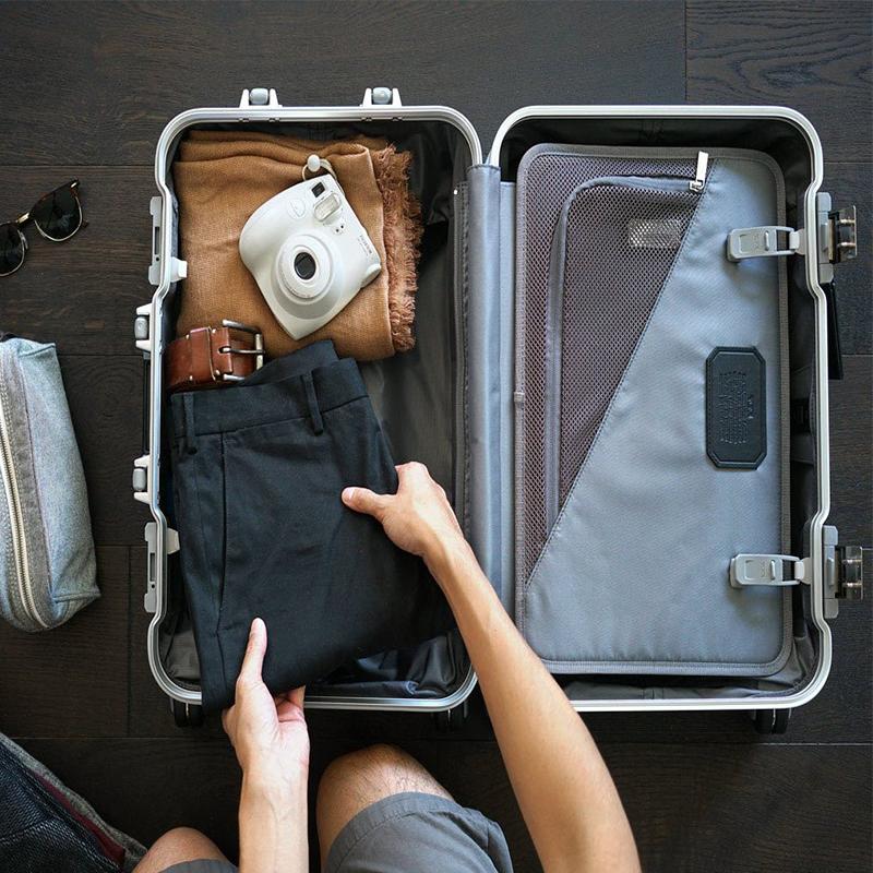 TUMI 19 DEGREE POLYCARBONATE - Zakaa Urban